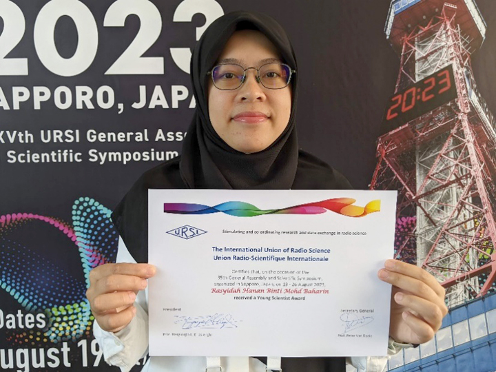 Rasyidah Hanan 研究員が「国際電波科学連合（URSI）若手科学者賞」を受賞