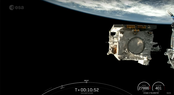 打ち上げ約10分後。ロケット第二段切り離し（衛星放出）の瞬間