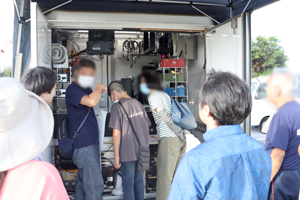 水蒸気ライダーの見学